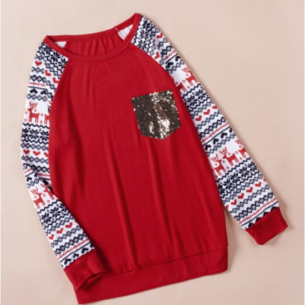 Red Christmas Print Sleeve Sequin Pocket Raglan Top